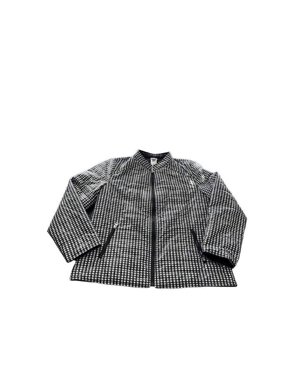 Chico's  Reversible Black White Houndstooth lightweight Puffer jacket